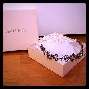 Vera Wang Crystal Tiara